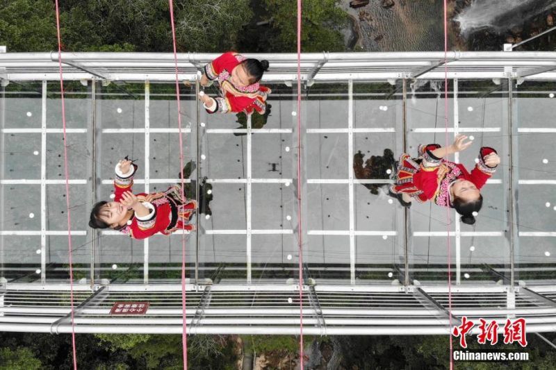 西山上品湾MOMΛ | 城市浅山区的全龄科技华宅_挂机宝旺旺挂机