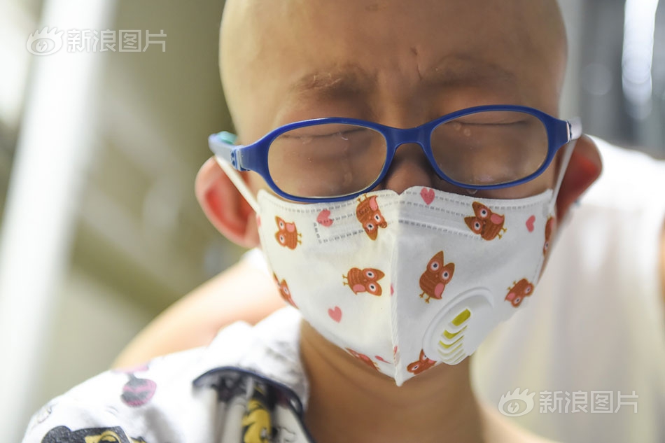首战争议判罚掩盖杜兰特伟大 他进攻效率完胜哈登_云电脑创业团队