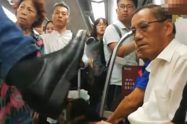 上海民校为何受家长“热捧”?_云电脑加核