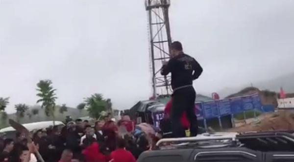 罗永浩:比起悲剧英雄更喜欢被当成失败的小丑_9929丢包率