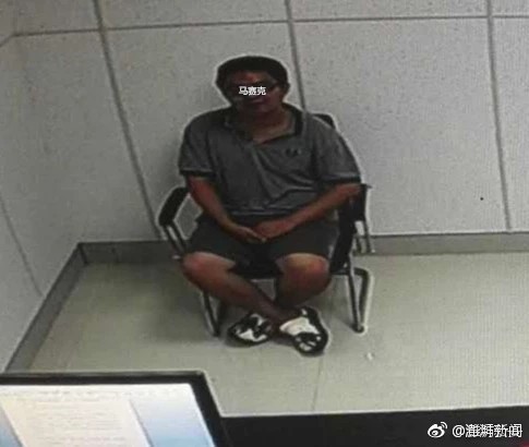 大妈做按摩竟被踩断3根肋骨_美国CN2服务器租用