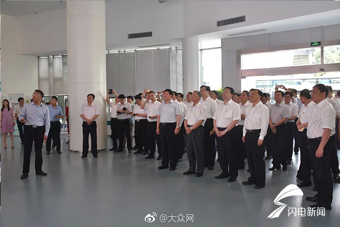 巴黎圣母院烧坏了，该怎么修？_云模拟器