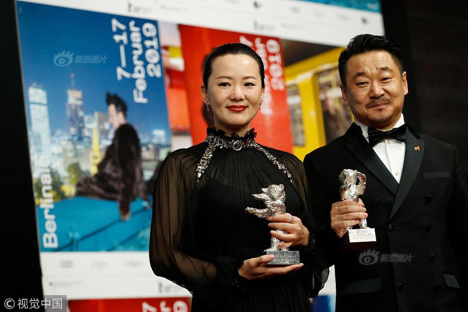丝路文物亮相古城西安 惊艳众人！_9929流量套餐