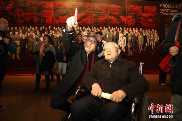怎样在云服务器里扩容磁盘_云游戏