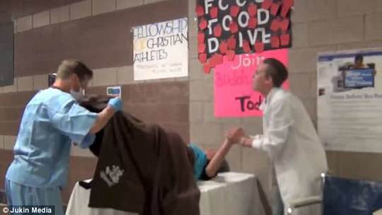 [纪实]凝固世间的生命百态_挂机宝挂QQ