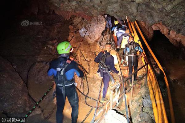 天下第一奇石宴1088道菜 估价6.8亿元_香港CN2线路