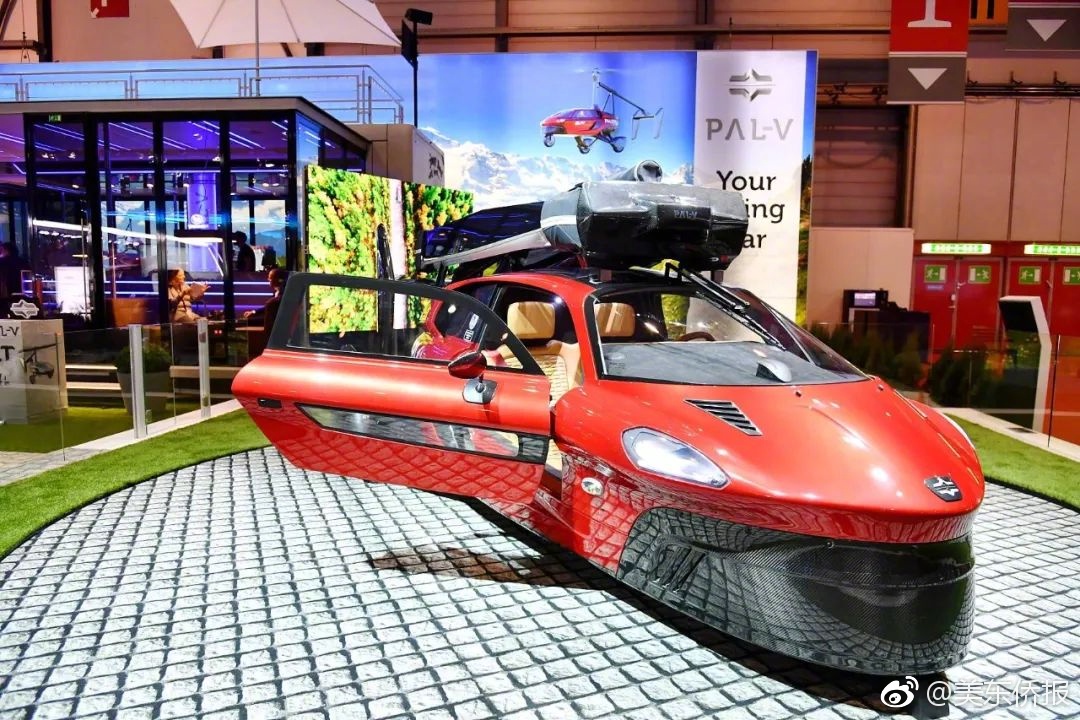 听华裔设计大师ANNA SUI解构她的设计哲学_9929免费试用