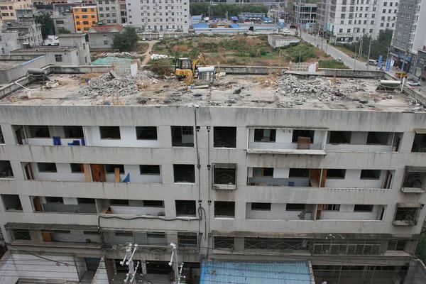 “点亮蓝灯”暨水立方公益基金成立仪式盛大开幕_CN2服务器哪家便宜