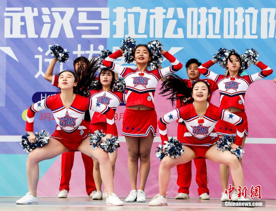 画出适合自己的迷人电眼_云服务器年付