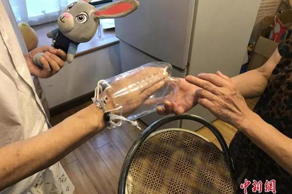一季度投资消费出口表现抢眼_云服务器镜像