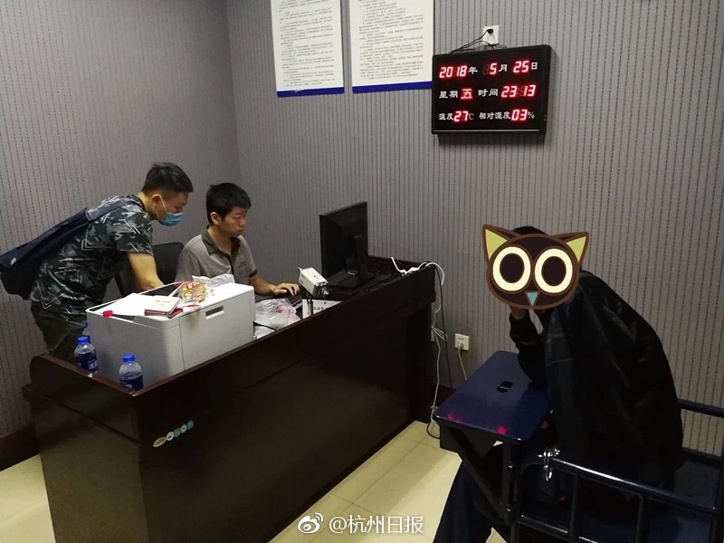 马斯克:特斯拉下一代跑车续航超1000公里_CN2服务器解锁Netflix