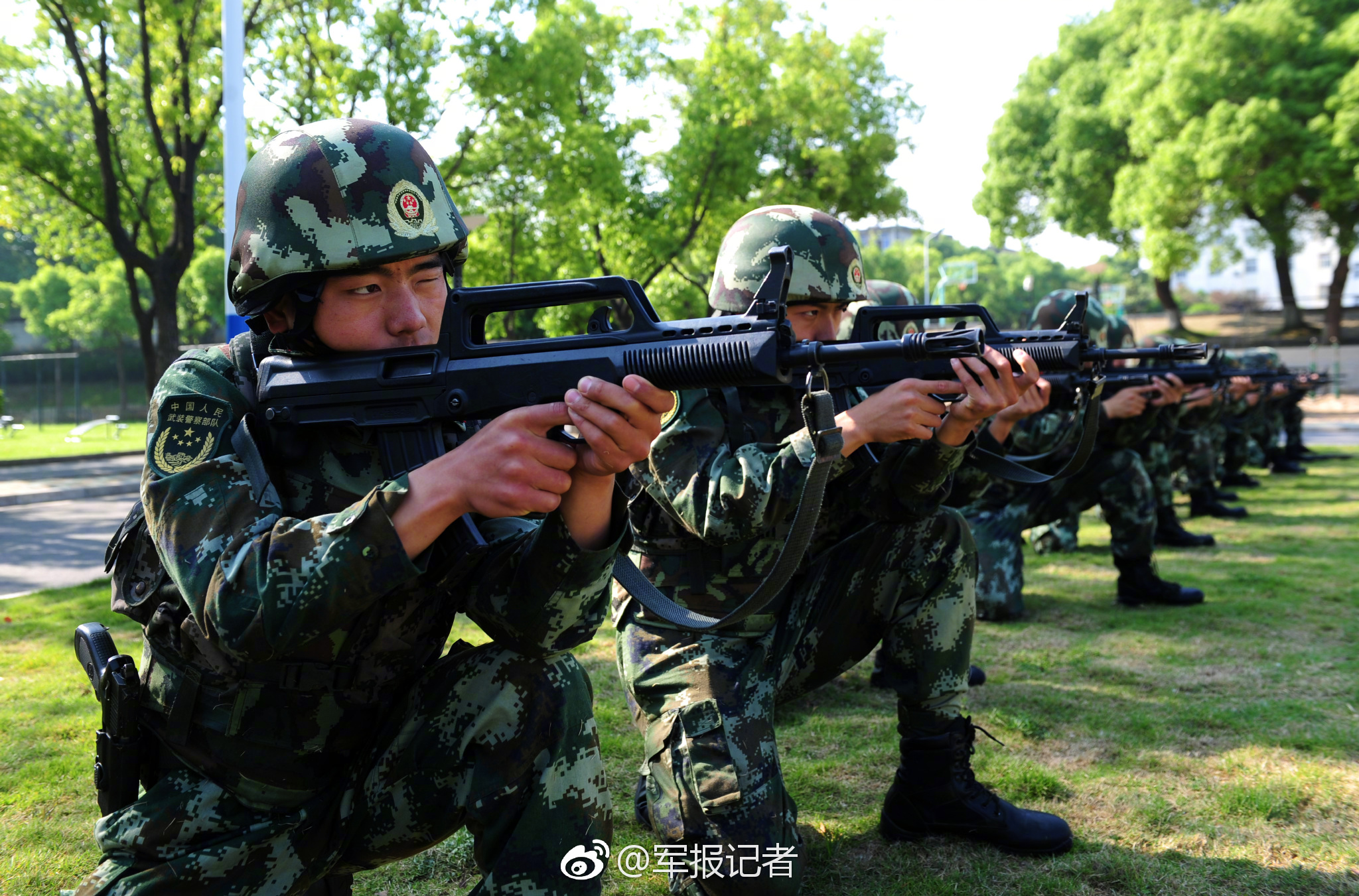 恋爱谈多了，演技也好了，受打击也能笑着说没关系了_9929独享带宽