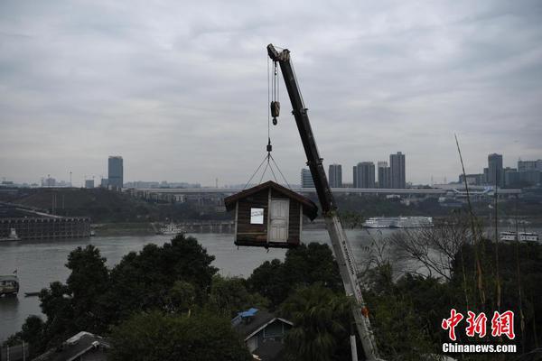 这名女子已经走遍167个国家,将成为首个环游世界的黑人女性_美国CN2服务器推荐