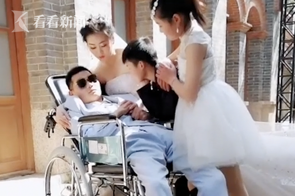 杨幂炸臭豆腐邓伦泡脚_9929云桌面
