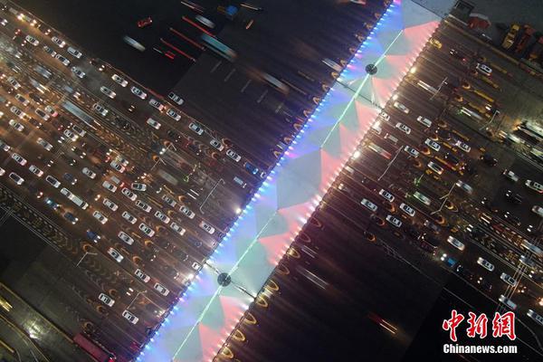 欧冠-C罗破门 尤文1-2阿贾克斯无缘四强_9929美国云服务器