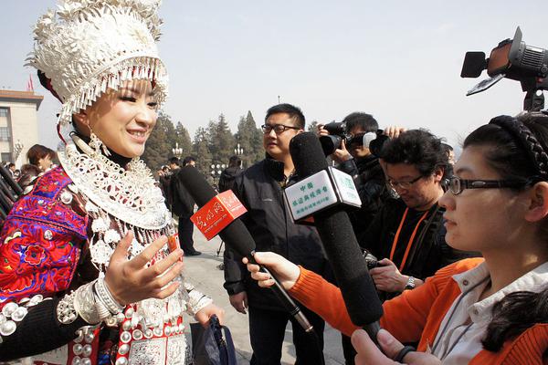 “成年人的恋爱不是牵手拥抱就可以了的。”_计算型云服务器