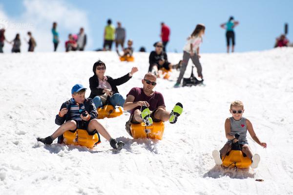 中国移动遭反竞争调查,定制机“套牢”用户,携号转网难上加难_挂机宝开发环境