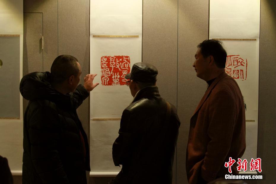 物理老师成现象级网红 做科普视频一年半粉丝千万_CN2服务器外贸网站