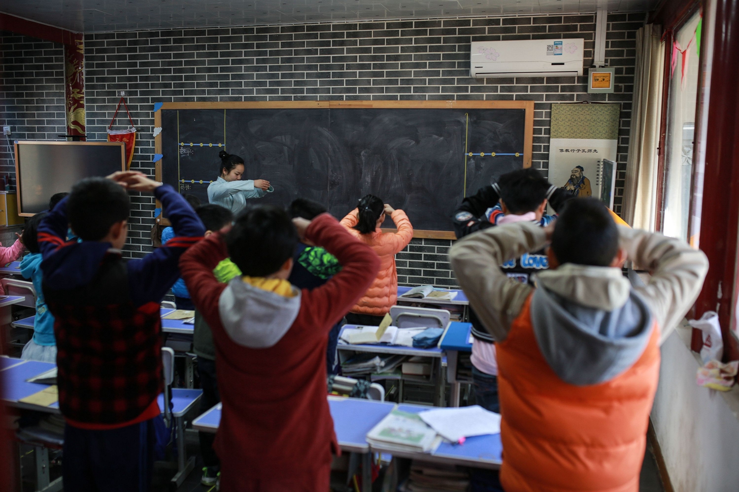 深入俄罗斯废弃军事堡垒 揭秘珍贵历史_挂机宝做网站