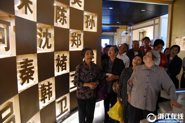 河南遇强降雨 9.8万人转移_社交云服务器