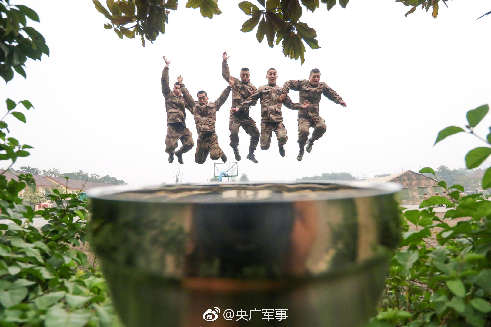 ESPN预测季后赛第二轮 20位作家仅1人看好火箭_实时音视频云服务器