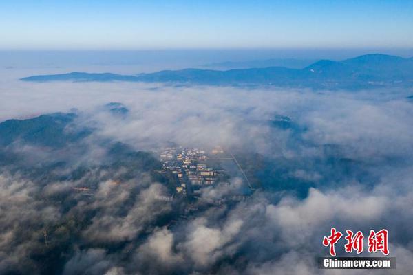 中国人平均每天工作9.2小时 媒体:真的太爱劳动了_9929免费试用