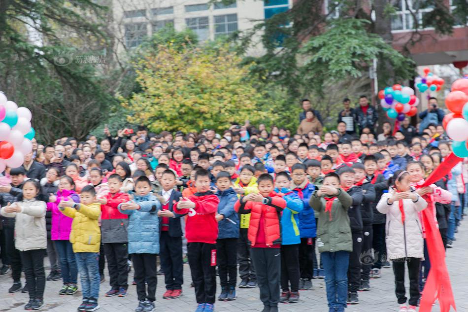 为了姐姐，她被迫认个老太监为父_挂机宝挂微信