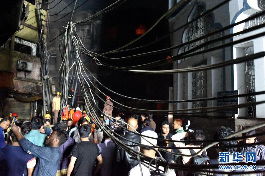 服务员神似《权游》“小恶魔”..._9929DevOps环境