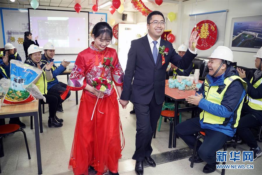 毛坦厂中学旁两居室年租金3万_显卡云服务器