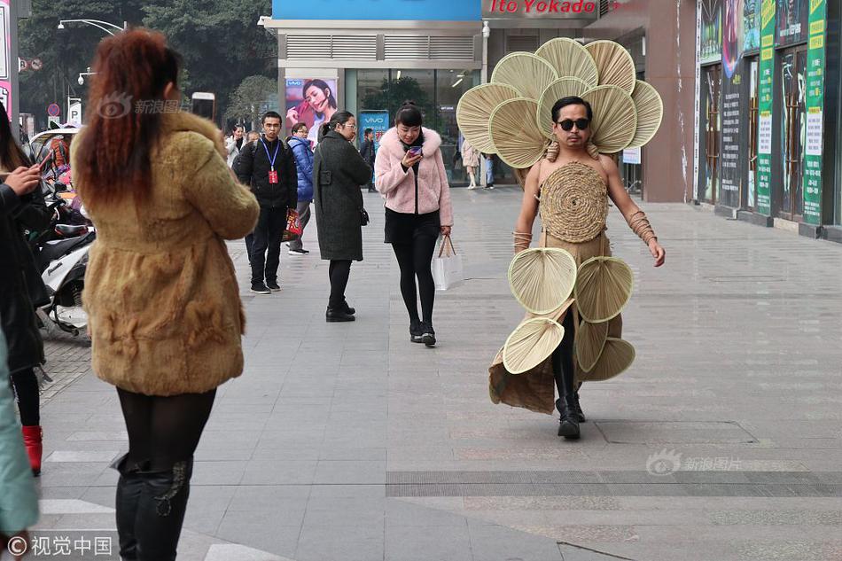 江苏查获近万双名牌运动鞋_CN2服务器适合做什么