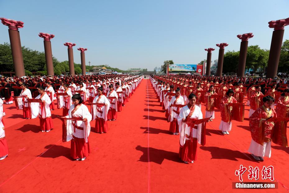 等见到医生已癌症晚期_CN2服务器延迟