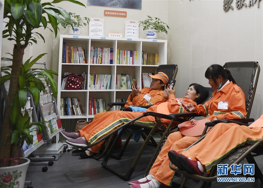美媒:美政府考虑将埃及穆斯林兄弟会列为恐怖组织_CN2容器部署