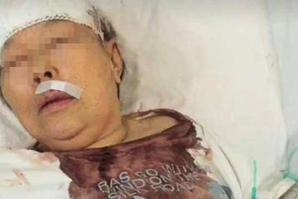 杜少首轮出尽风头库里啥感受？ 萌神拒跟队友争风吃醋_CN2两地三中心