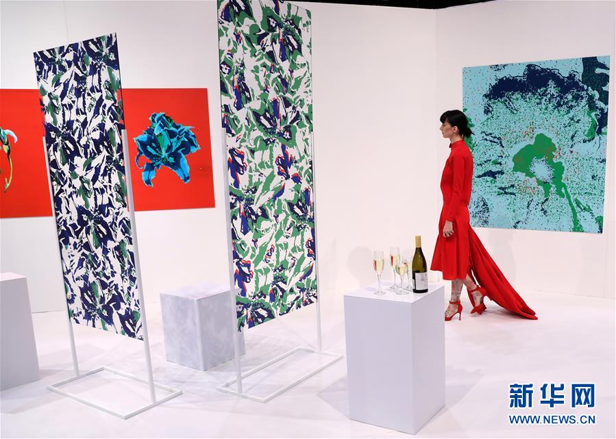 中年叛逆的陈志朋可真洒脱_云电脑集中管理