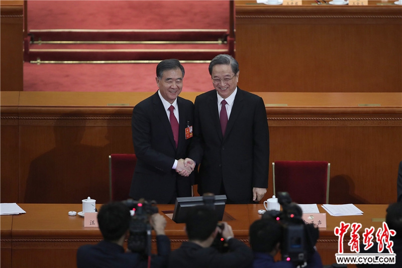世纪华通2018年游戏业务已超营收一半_挂机宝迷你哆