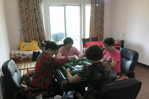 丝路文物亮相古城西安 惊艳众人!_电信CN2服务器