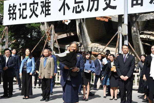 舰船对撞、持枪叫骂，越南与印尼在南..._CN2服务器高防