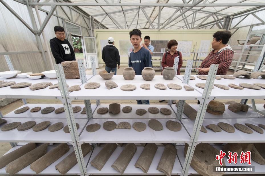 内蒙古阿尔山发生森林火灾 140余人开展扑救_CN2服务器购买