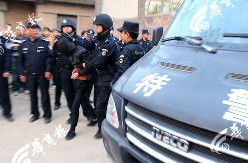 企业邮箱访问地址_挂机宝跑脚本