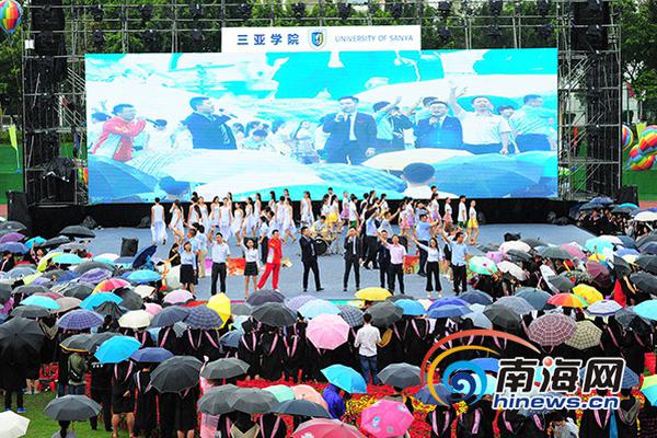 库里下场后大喊Fxxk!一张图看懂他多疼_CN2服务器推荐