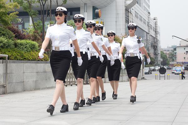 华帝股份2018年营收60.95亿元 线下渠道收益同比下降