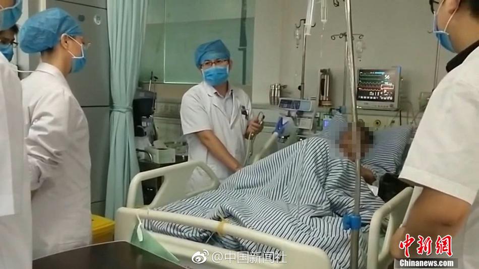 股指期货成了大热门 分析师秒变“空中飞人”_云电竞