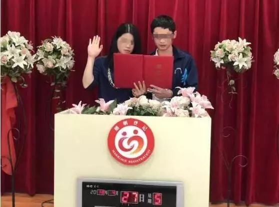 今天,致每一双辛勤的双手!_CN2服务器新手教程