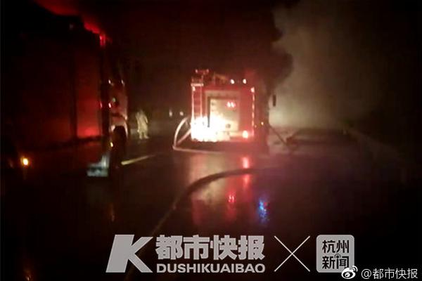 [专访]康劲：照片年卖百万_挂机宝爬虫