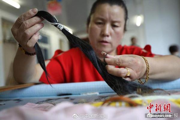 情陷于诺,总裁的兼职太太_云电脑快照