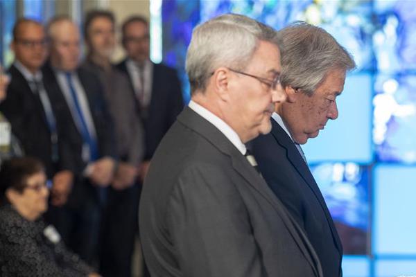 保安为晕倒学生垫付多半月工资:捍卫有文化青年_挂机宝不支持3D游戏
