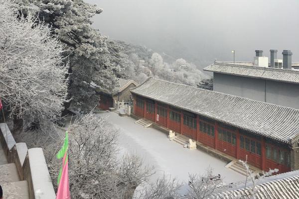 姜维投降复蜀对得起孔明吗_CN2服务器月付