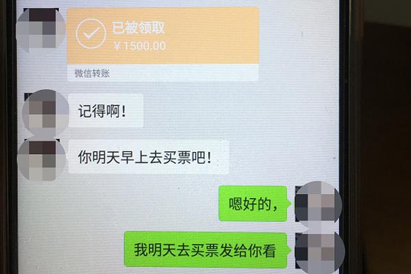 吴亦凡错位图成快乐源泉,网友:难道他得罪了摄影师?_9929云主机方案