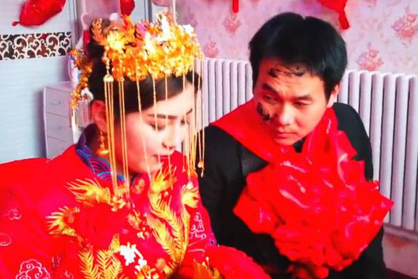 靠下半身把妹!这个男人是所有男人的偶像!_云电脑小白
