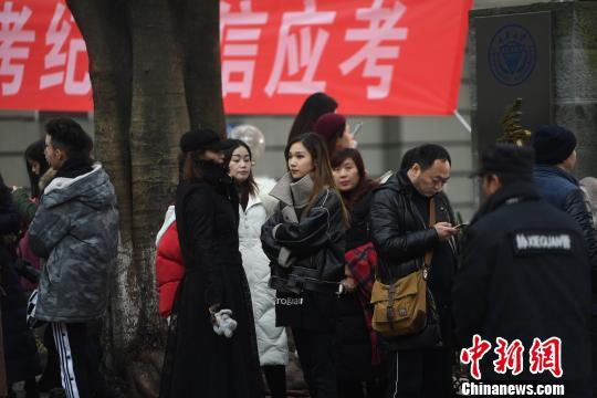 4页纸替代448页"通俄"报告?穆勒:讲不清主要结论_云服务器续费同价